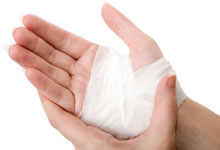 転んで手をひねった、ぶつけた